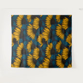 Gelbe Sitzbänke in dunkelblau Wandteppich (Vorderseite (Horizontal))