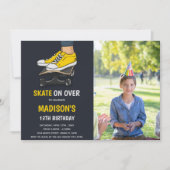 Gelbe Skateboards Geburtstagseinladungen mit Foto Einladung (Vorderseite)