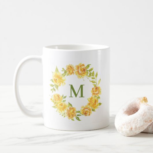 Gelbe Sommermonate Blume Wreath Monogramm Kaffeetasse (Mit Donut)