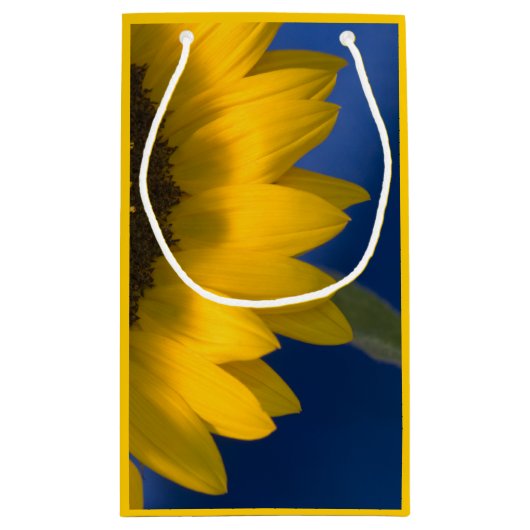 Gelbe Sonnenblume auf blau Danke für Ihre Hochzeit Kleine Geschenktüte (Rückseite)