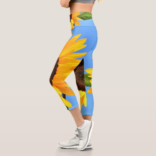 Gelbe Sonnenblume auf blauem Himmel - Sommer Capri Leggings