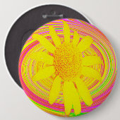 Gelbe Sonnenblume auf einem psychedelischen Swirl Button (Vorne & Hinten)