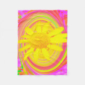 Gelbe Sonnenblume auf einem psychedelischen Swirl Fleecedecke (Vorderseite)