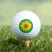 Gelbe Sonnenblume auf hellgrün Golfball (Insitu T-Shirt)