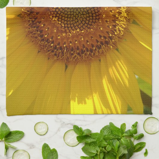 Gelbe Sonnenblume Geschirrtuch (Gefaltet)