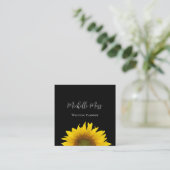 Gelbe Sonnenblume QR-Code Modernes Schwarzes Quadratische Visitenkarte (Stehend Vorderseite)