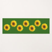 Gelbe Sonnenblumen auf der waldgrünen Yoga Mat Yogamatte (Vorderseite (Horizontal))