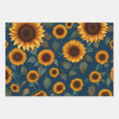 Gelbe Sonnenblumen auf einem blauen Hintergrund Geschenkpapier Set (Vorderseite 3)