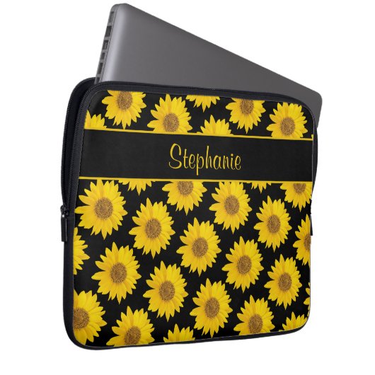 Gelbe Sonnenblumen auf Personalisiertem Schwarz Laptopschutzhülle (Vorne Rechts)