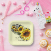 Gelbe Sonnenblumen bei einer Hochzeit im Row-Garte Pappteller (Party)