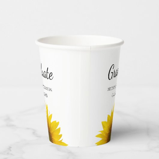 Gelbe Sonnenblumen-Klasse 2025 Abschluss Pappbecher (Rechts)