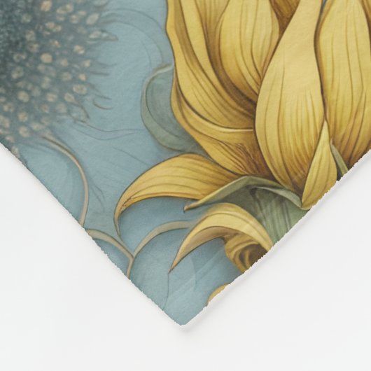 Gelbe Sonnenblumen mit blassblauem Hintergrund Fleecedecke (Ecke)