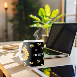 Gelbe Sonnenblumen mit schwarzen Hummeln Kaffeetasse