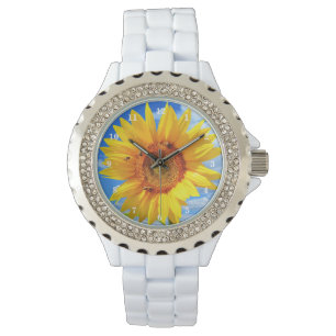 Gelbe Sonnenblumen und Bienen auf blauem Himmel -  Armbanduhr