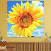 Gelbe Sonnenblumen und Bienen auf blauem Himmel -  Leinwanddruck (Insitu (Wohnzimmer))
