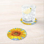 Gelbe Sonnenblumen und Untersetzer aus Bienenpapie (Vor Ort)