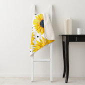 Gelbe Sonnenblumen Weißes Hintergrundmuster Sherpadecke (Beispiel)