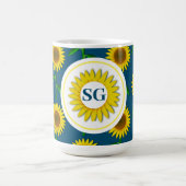 Gelbe Sonnenblütenmonogramm Kaffeetasse (Mittel)