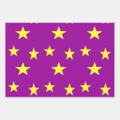 Gelbe Sterne auf lila Geschenkpapier Set (Vorderseite)