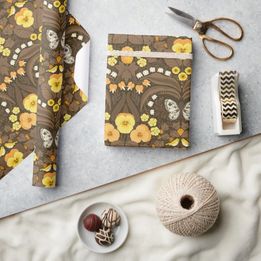 Gelbe Stiefmütterchen, Vögel und Schmetterlinge Geschenkpapier (Basteln)