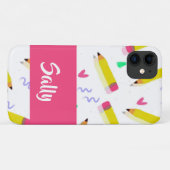 Gelbe Stifte und Scrables auf weiß Case-Mate iPhone Hülle (Rückseite (Horizontal))