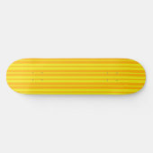 Gelbe stilvolle Streifenmuster-Design Skateboard (Horizontal)