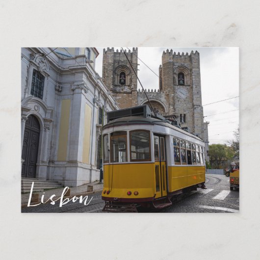 Gelbe Straßenbahn auf der Kathedrale von Lissabon  Postkarte (Vorderseite)
