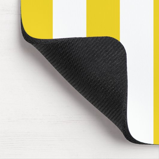 Gelbe Streifen, weiße Streifen, gestreiftes Muster Mousepad (Ecke)