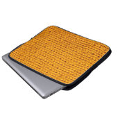 Gelbe Strickwoll-Textur mit Hintergrundmuster Laptopschutzhülle (Vorne Knopf)