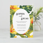 Gelbe tropische Blütenhochzeit Einladung (Stehend Vorderseite)