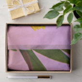 Gelbe Tulip, grüne Blätter, rosa Seidenpapier (Geschenk)