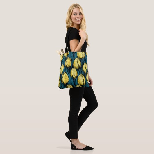 Gelbe Tulpen mit blauen Blätter Tasche (Am Model)