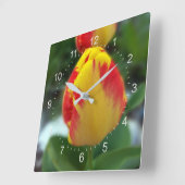 Gelbe Tulpen Quadratische Wanduhr (Winkel)