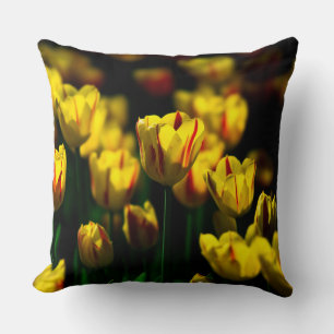Gelbe Tulpenblumen Kissen