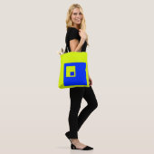 Gelbe und blaue Quadrate Tasche (Am Model)