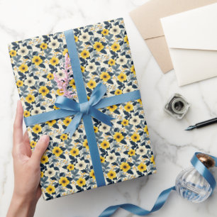 Gelbe und Elfenbein-Blume auf Elfenbein Geschenkpapier