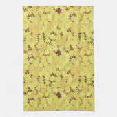 Gelbe und goldene Milchsorten auf Schokoladenbraun Geschirrtuch (Vertikal)