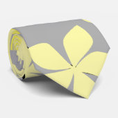 Gelbe und graue Blumen. Blumenmuster Krawatte (Gerollt)