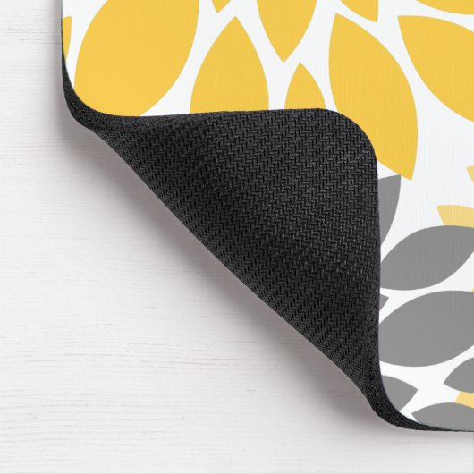 Gelbe und graue Chrysanthemen Blumenmuster Mousepad (Ecke)