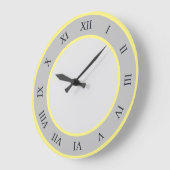 Gelbe und graue Kreise mit römischen Zahlen Große Wanduhr (Winkel)