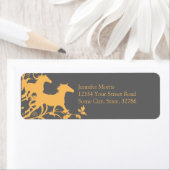 Gelbe und graue Wilde Pferde (Insitu)