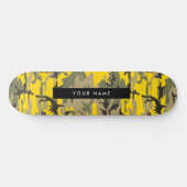 Gelbe und grüne Camouflage Ihr Name personalisiere Skateboard (Horizontal)