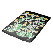 Gelbe und grüne Doodle Badematte (Schrägansicht)