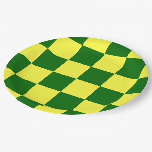 Gelbe und grüne Quadrate Pappteller (Schrägansicht)