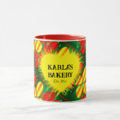 Gelbe und rote Blume mit grüner Tasse (Zentrum)