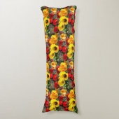 Gelbe und rote Tulissen Seitenschläferkissen (Vorderseite Vertikal)