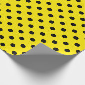 Gelbe und schwarze Polka-Punkte Geschenkpapier (Ecke)