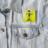 Gelbe und schwarze Queen Bee mit Wabenwürfel Button (Beispiel)