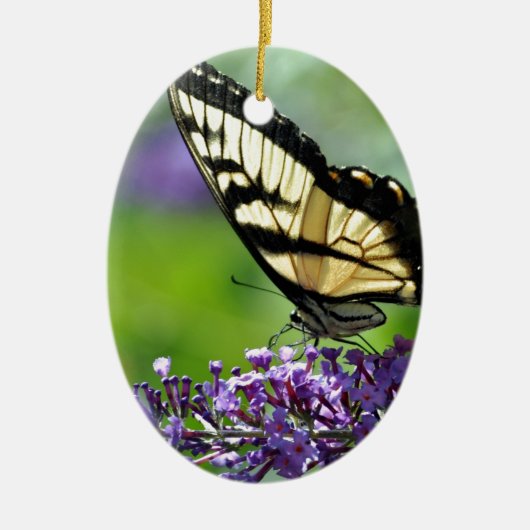 Gelbe und schwarze Schmetterlinge auf dem Lavendel Keramikornament (Vorne)