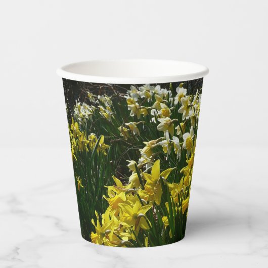 Gelbe und weiße Kleidung Frühlingsblumen Pappbecher (Vorderseite)